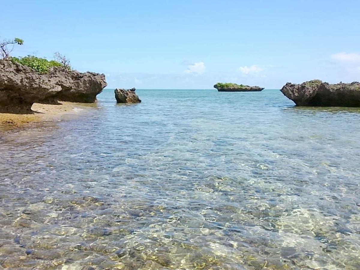 石垣島 一棟貸切りのお宿 ちゅら赤瓦 Ishigaki  Bagian luar foto