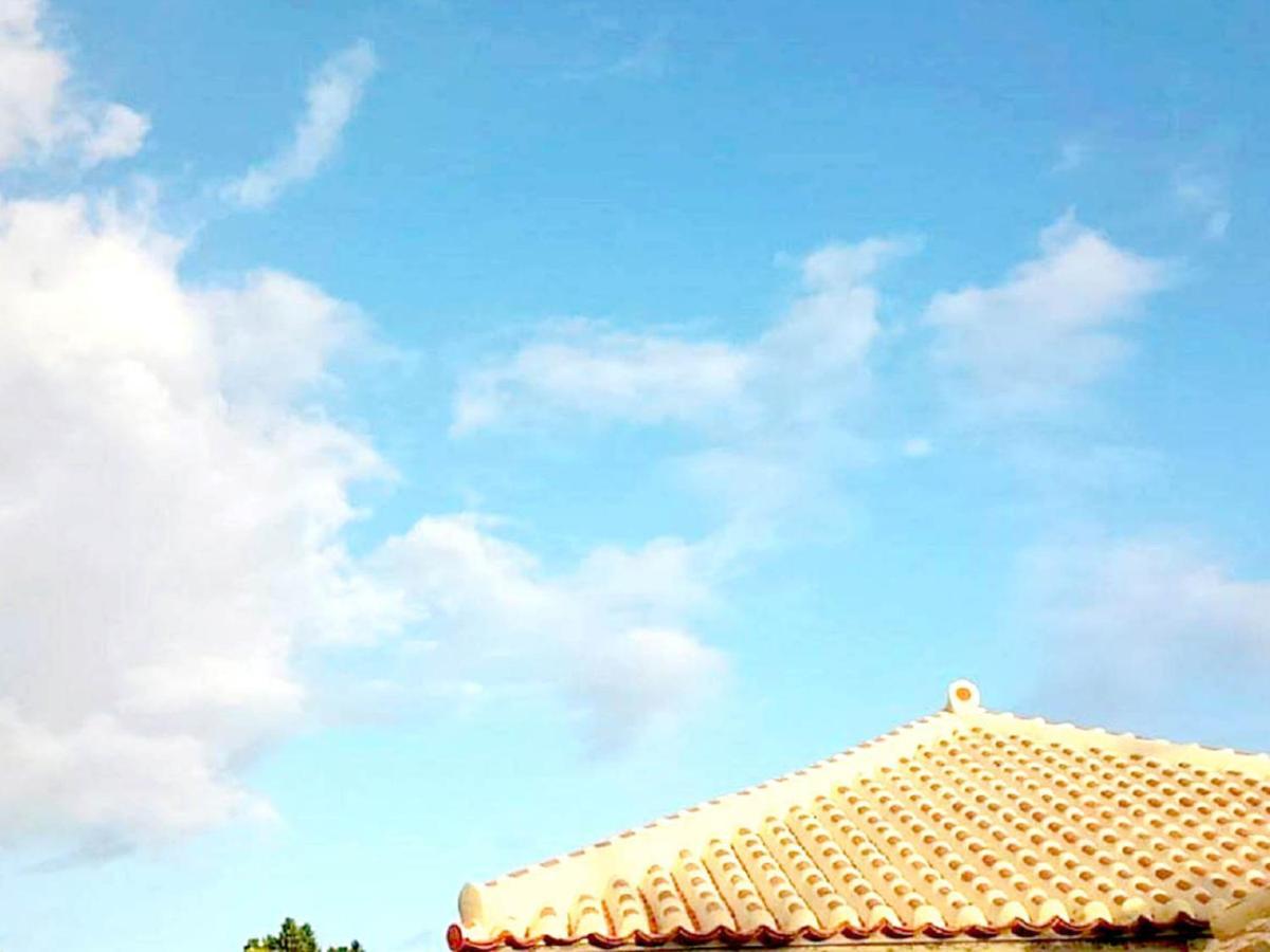 石垣島 一棟貸切りのお宿 ちゅら赤瓦 Ishigaki  Bagian luar foto