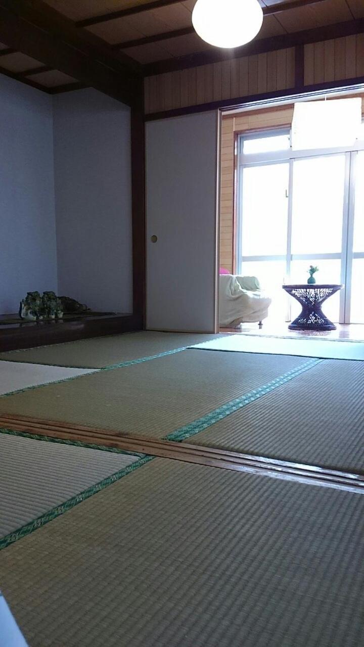 石垣島 一棟貸切りのお宿 ちゅら赤瓦 Ishigaki  Bagian luar foto